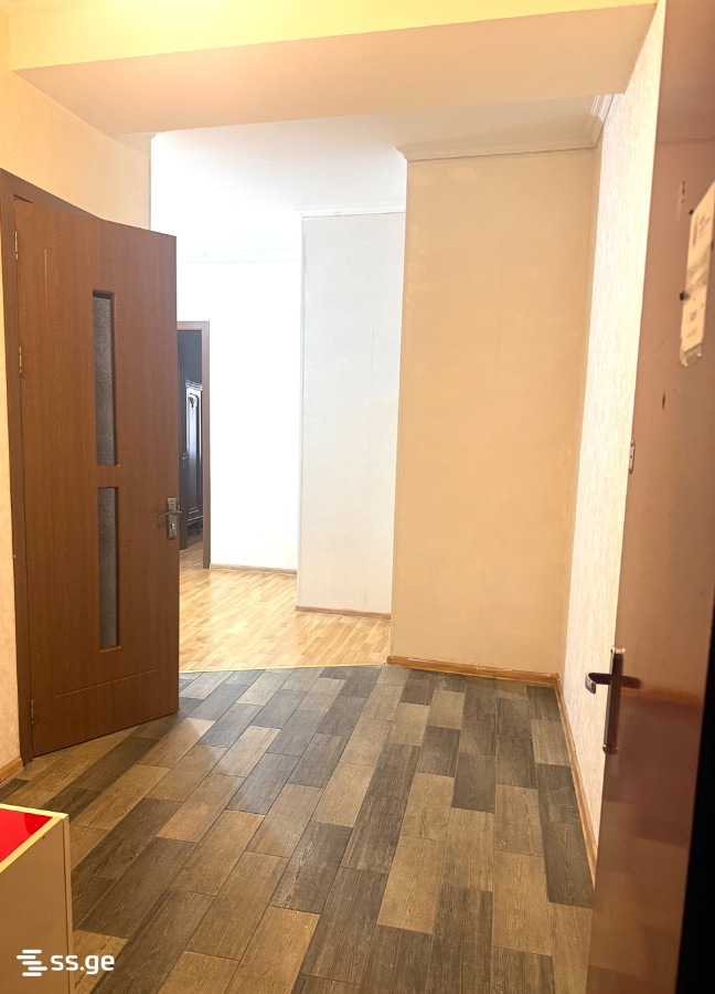 shartava st. 37 - 4 rooms