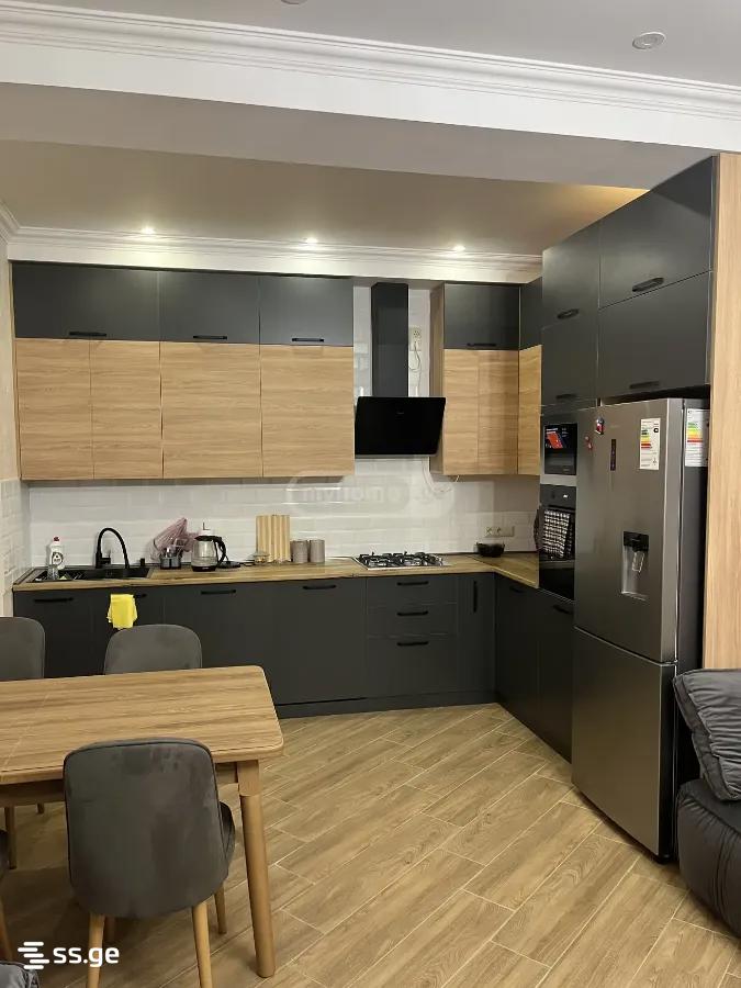 petriashvili st. 46 - 3 rooms