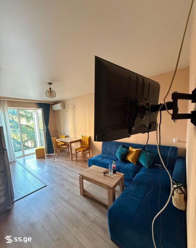 a.wereTlis avenue - 2 rooms