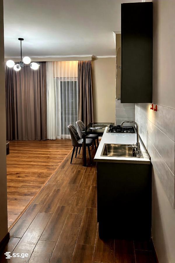 Archil Mephe st. 7ა - 4 rooms