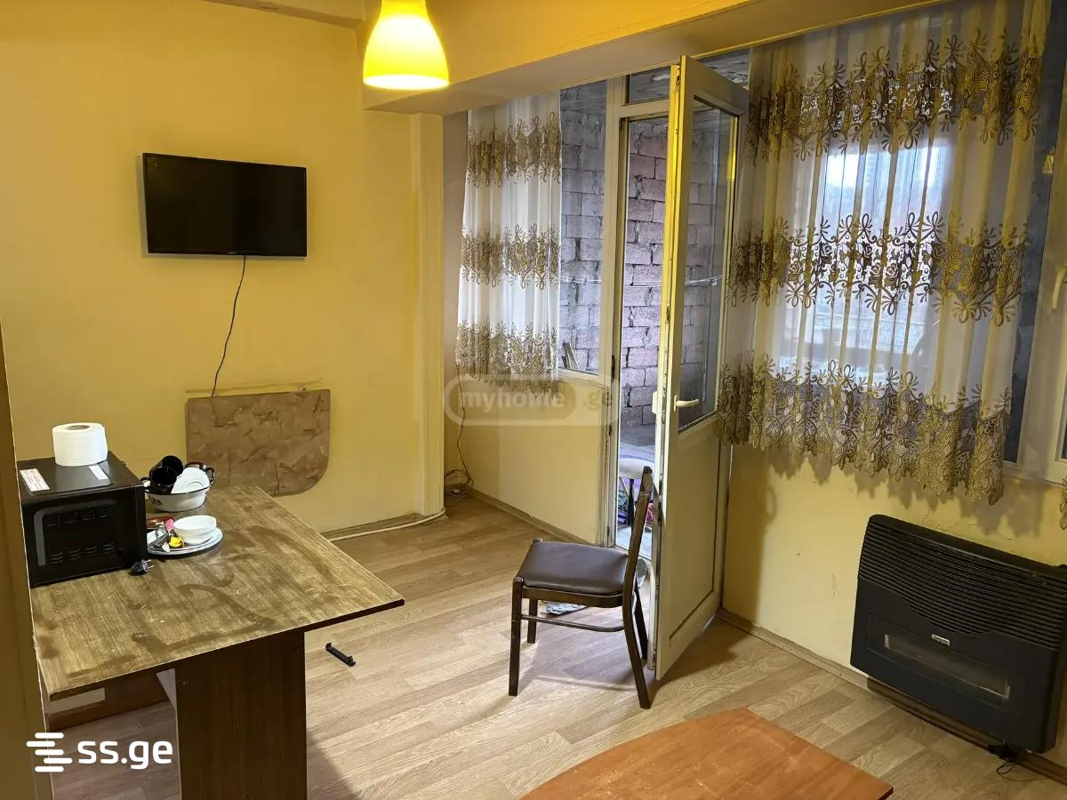 a.wereTlis avenue 113 - 3 rooms
