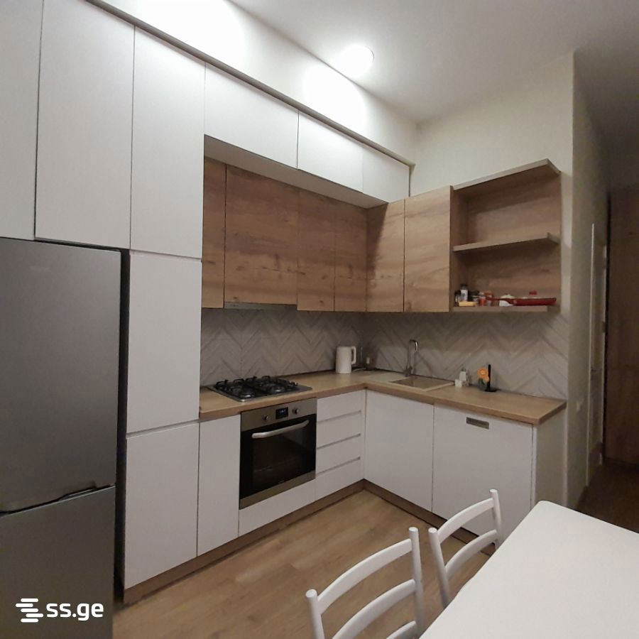 tamar mepe ave 13 - 2 rooms