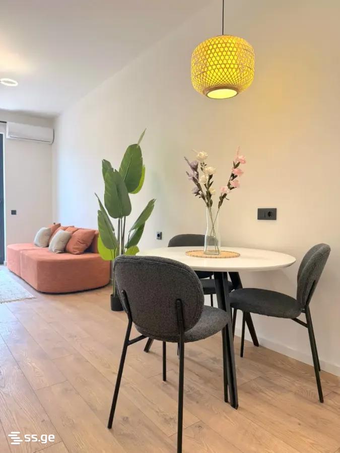 universiteti st. 2 - 2 rooms