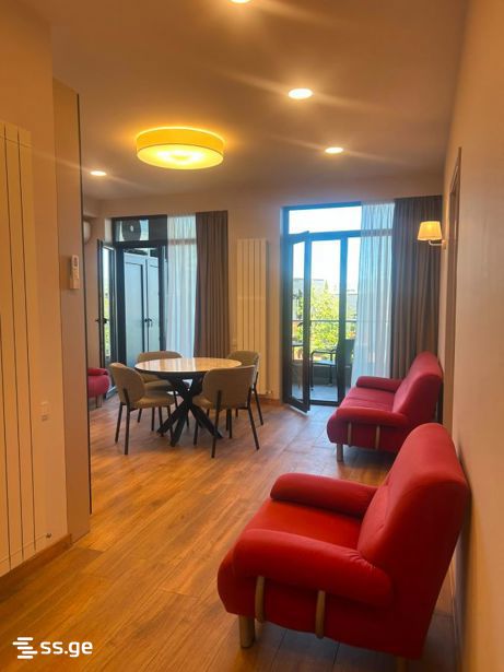 delisi st. 62 - 3 rooms