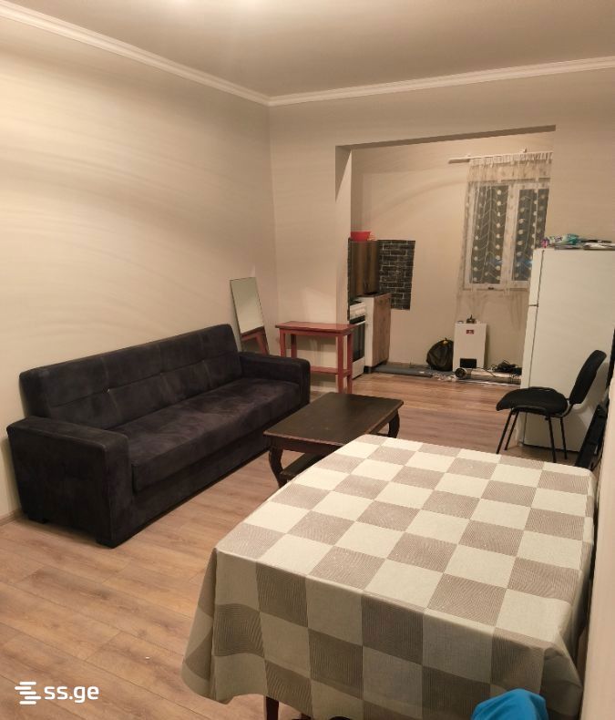 khizanishvili st. 8 - 2 rooms
