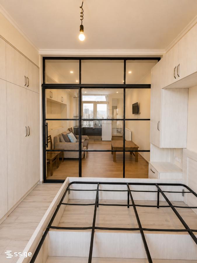 bakradze st. 6 - 1 rooms
