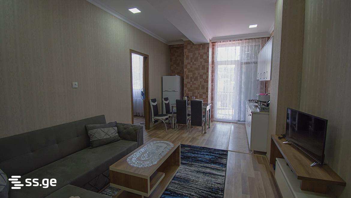 chkondideli st. 9 - 2 rooms
