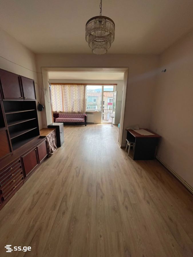 Kazbegi avenue 8 - 6 rooms