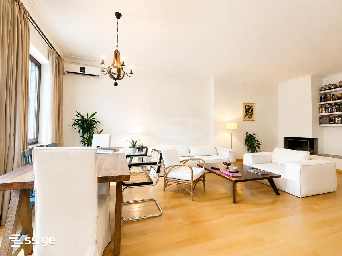 a.razmadze st. - 4 rooms