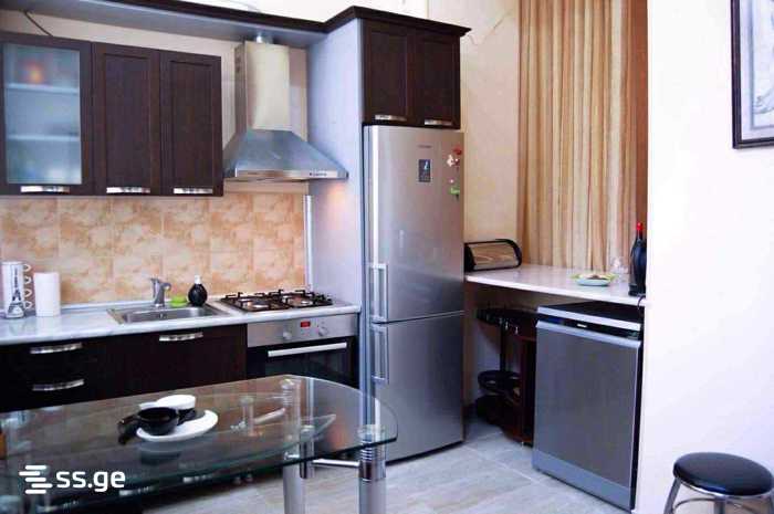 cinamdzgrishvili st. 81 - 2 rooms