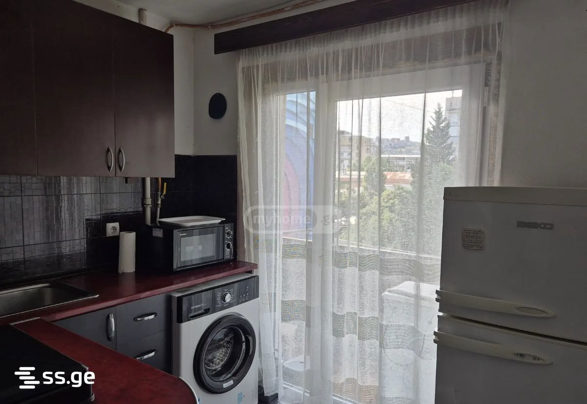 bakhtrioni st. - 1 rooms