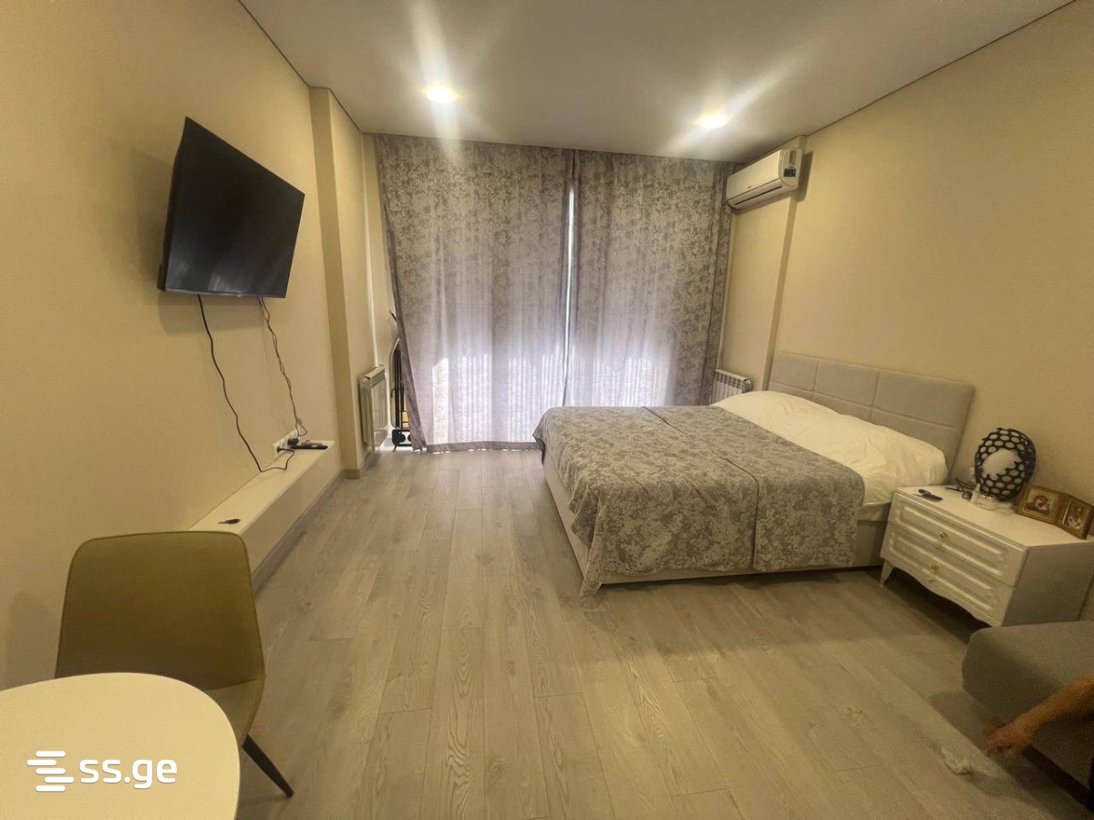 5 - 1 rooms
