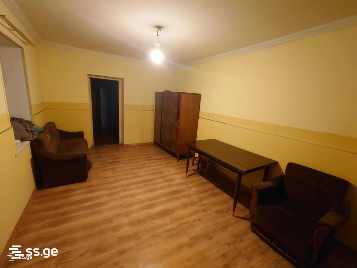 nucubidze st. 203 - 2 rooms