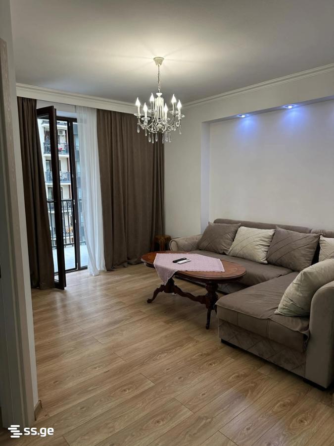 chkondideli st. 105/25 - 3 rooms