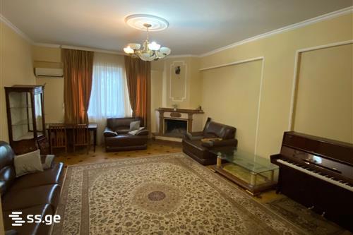 pekini st. 4 - 4 rooms