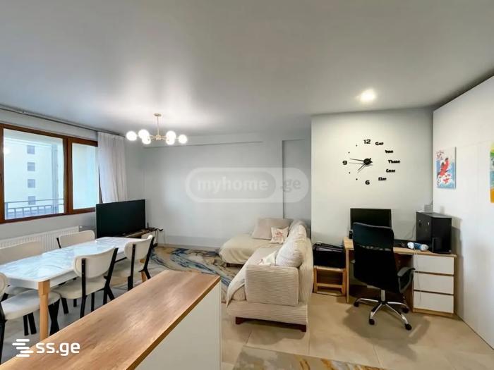kupradze st. 72 - 4 rooms