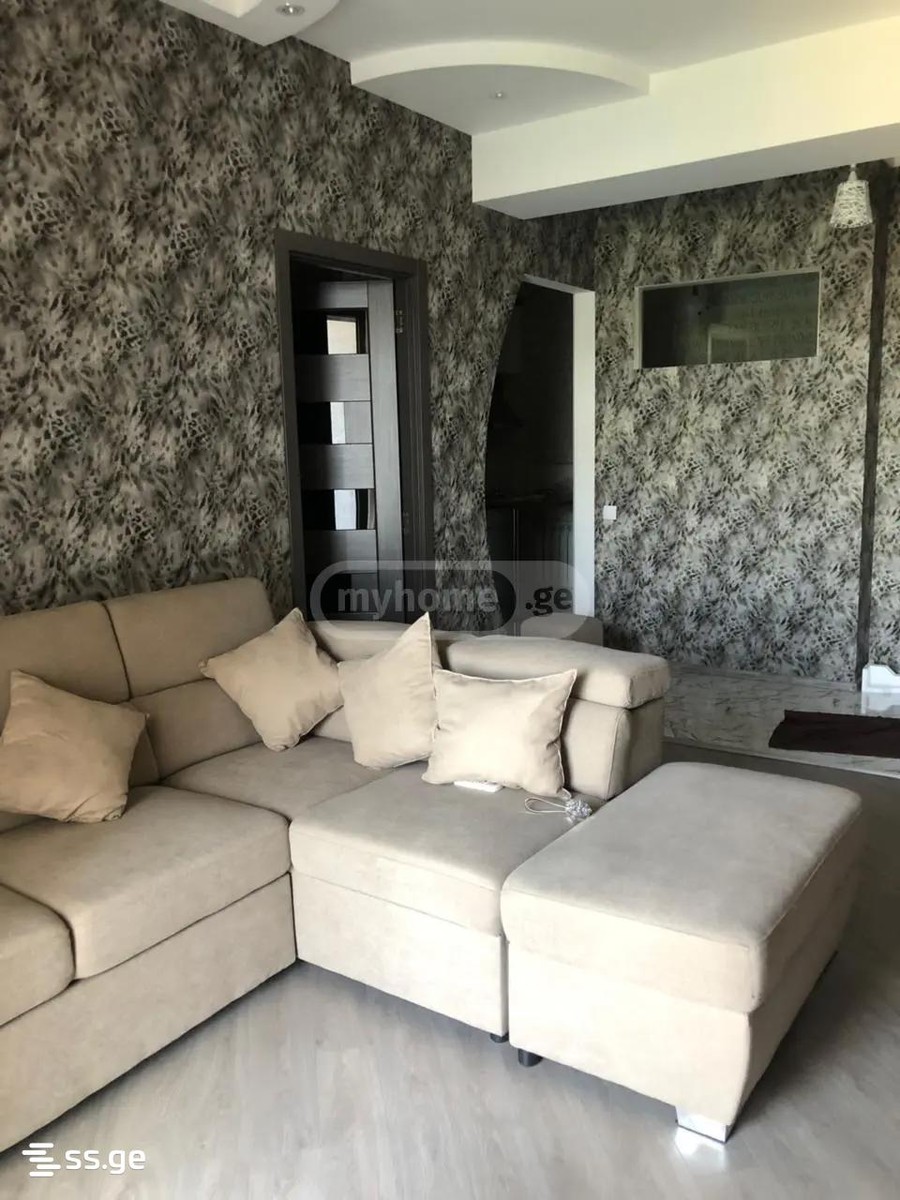 Holbruki st. 4 - 3 rooms