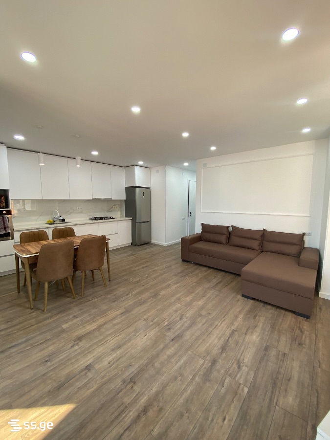 Khakhuli st. 17 - 3 rooms