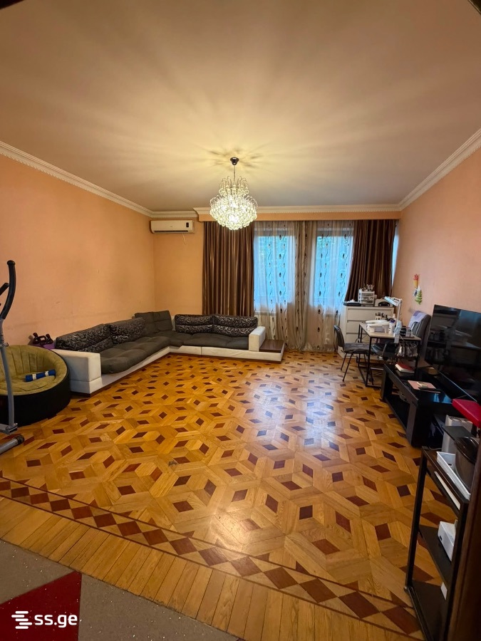 berbuki st. 4 - 4 rooms