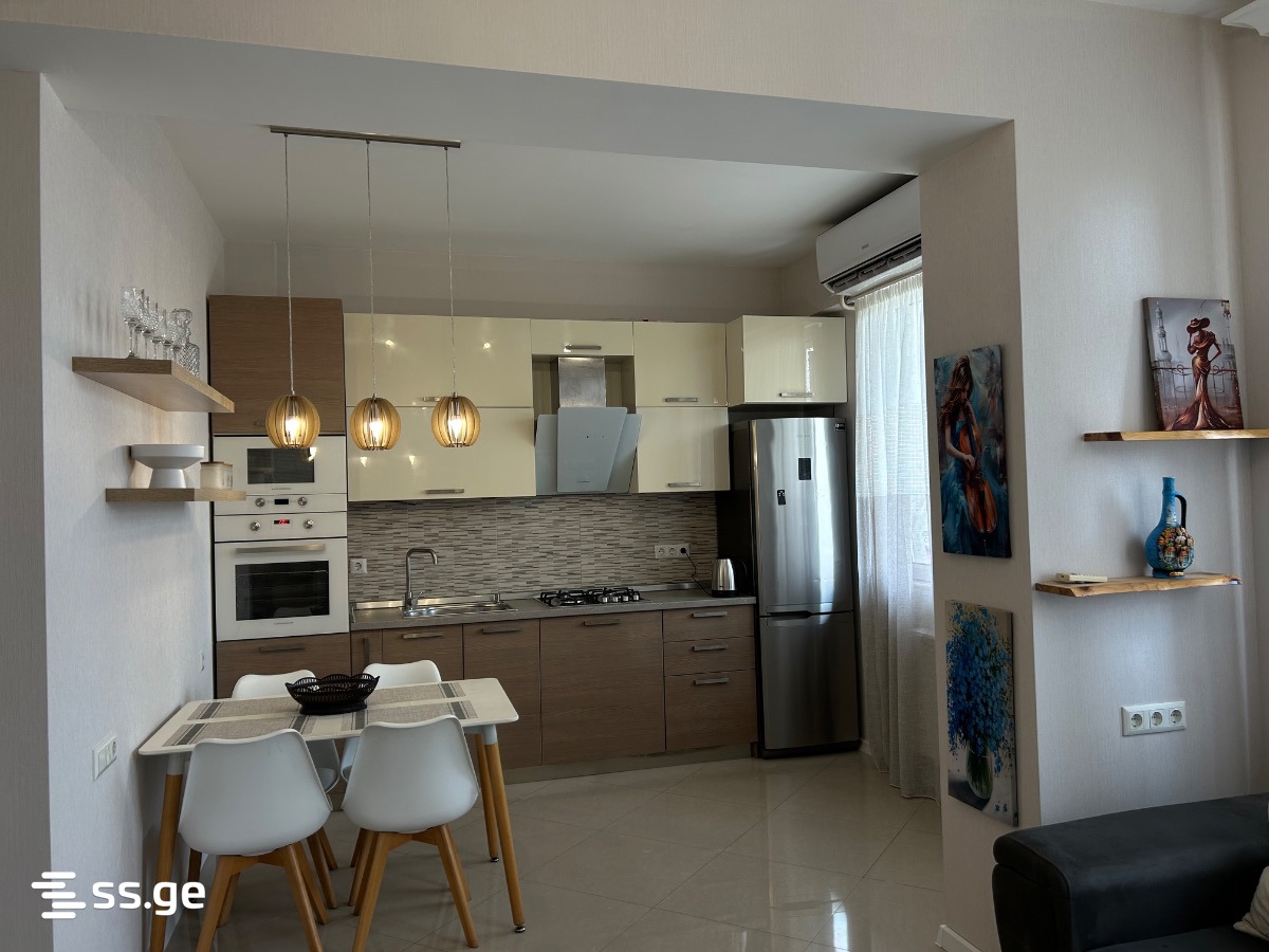 beliashvili st. 1/3 - 3 rooms