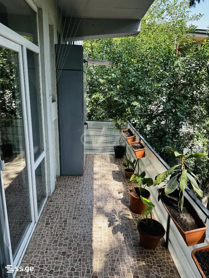 s. chikovani st. - 4 rooms