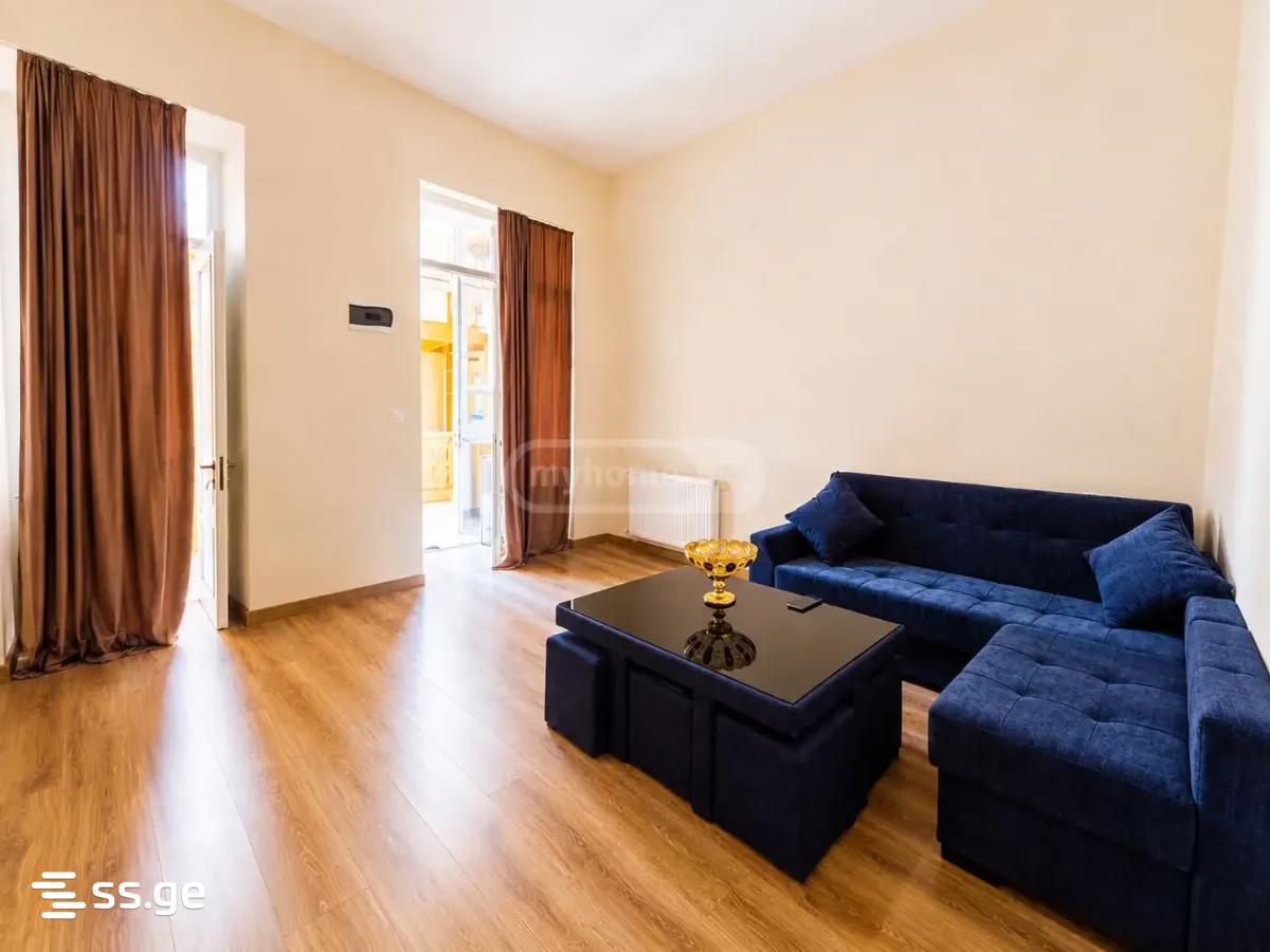 cinamdzgrishvili st. 1 - 1 rooms