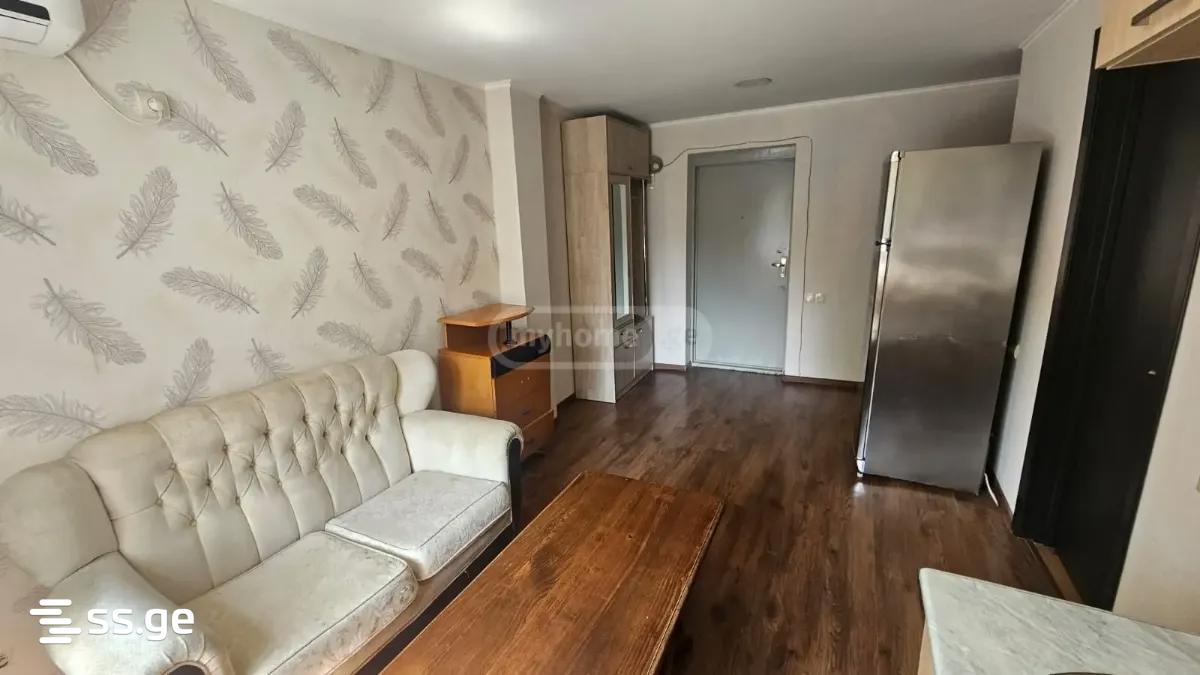 a.wereTlis avenue - 1 rooms