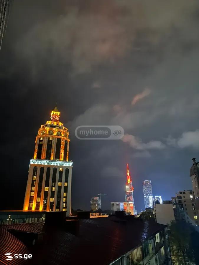 Sh. Rustaveli Ave. 61) 43 - 3 rooms