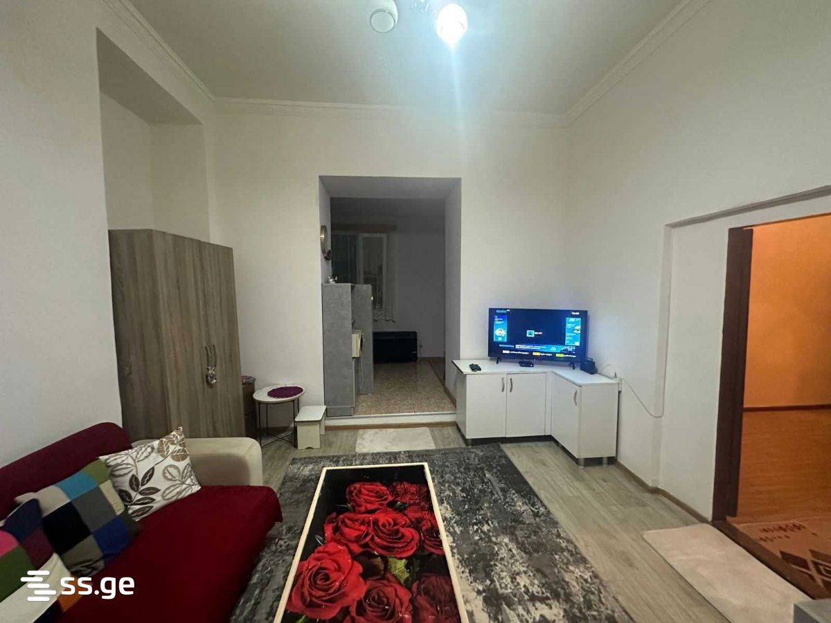 Firosman Street 6 - 2 rooms