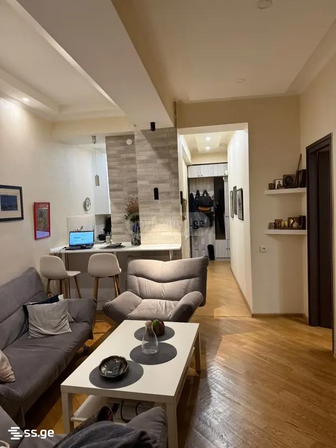 barnovi st. - 3 rooms