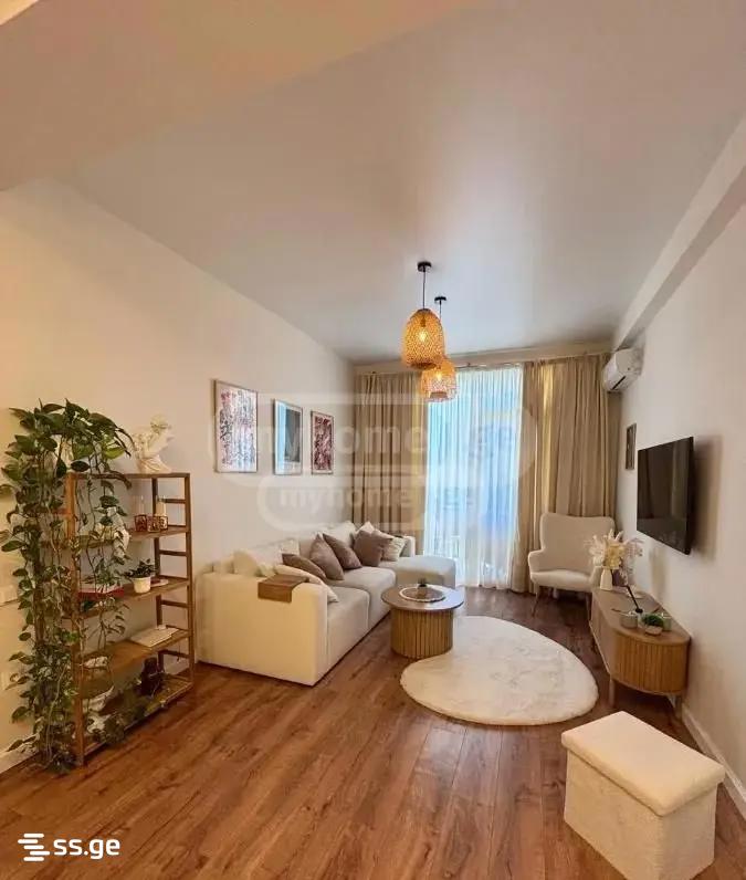 Kazbegi st. 33 - 2 rooms