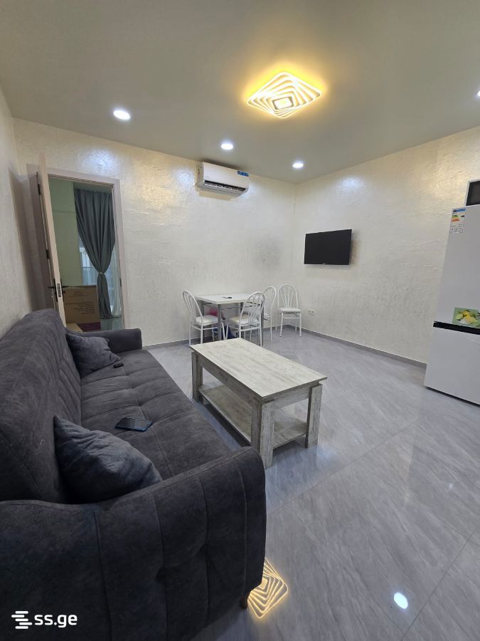6 - 2 rooms