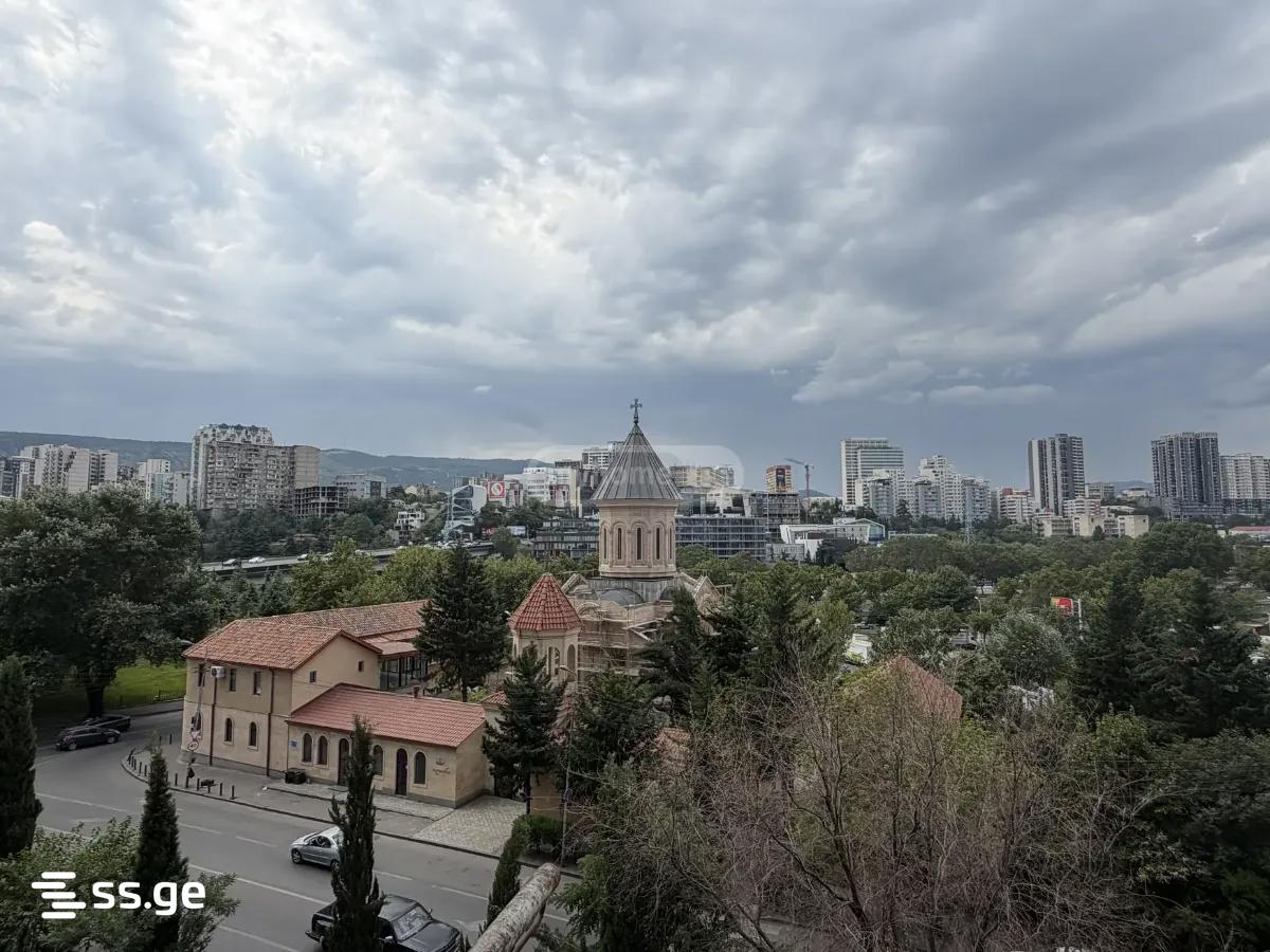 kutaisi st. 10 - 3 rooms