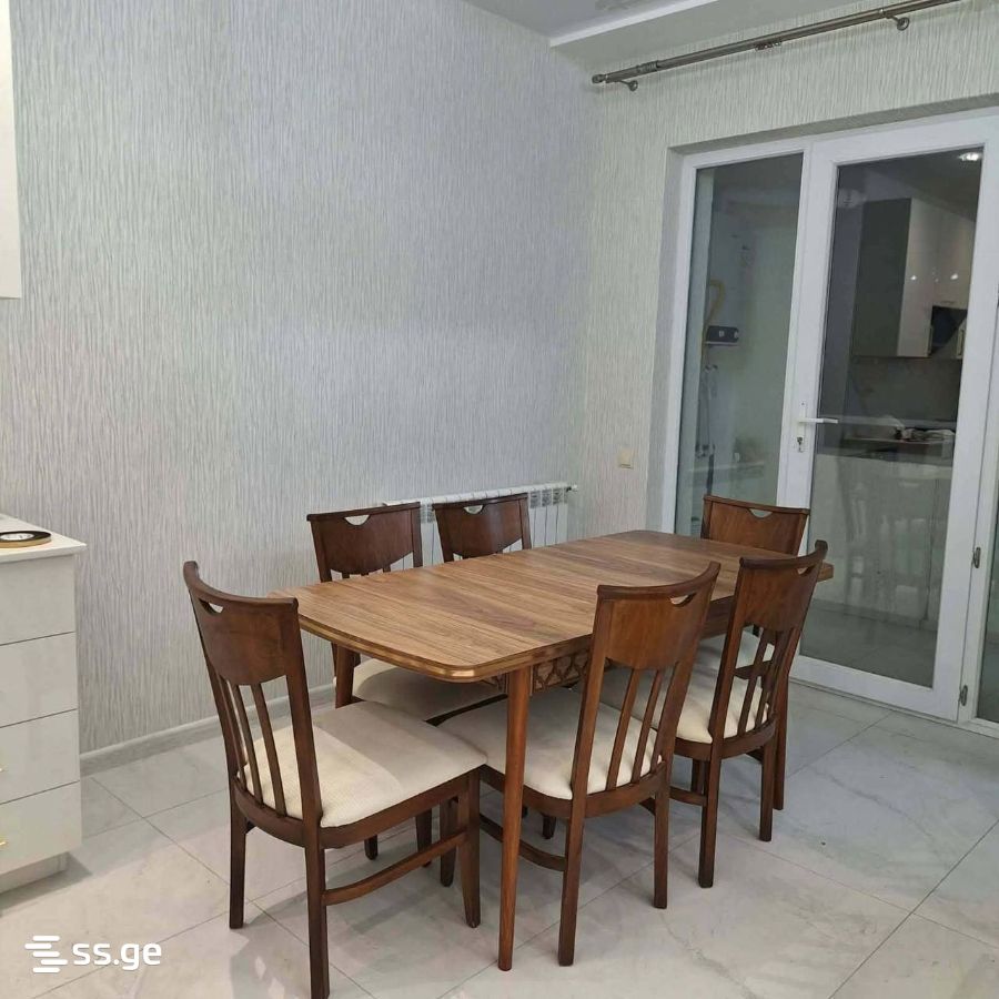 Adlia Street 112 - 3 rooms