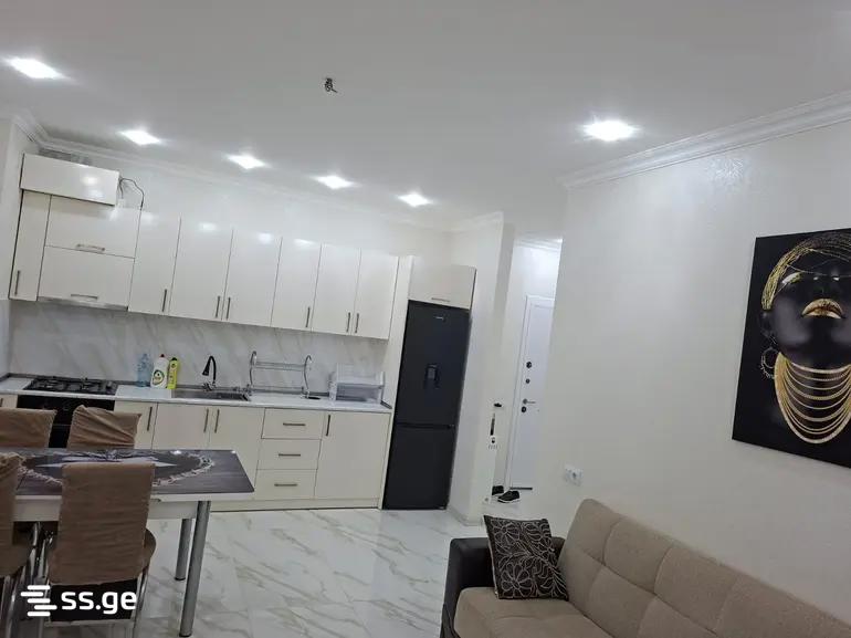 Bob walsh st. - 2 rooms