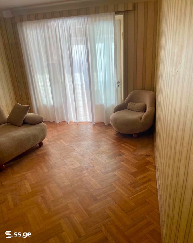 Ts. Dadiani st. (nadzaladevi) - 4 rooms