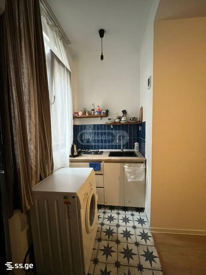 u. chkheidze st. 0 - 1 rooms