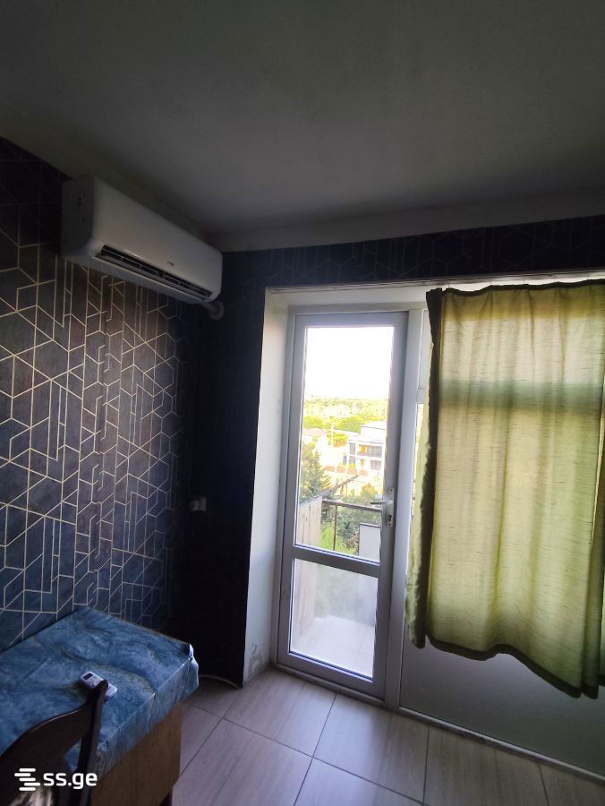 1 - 1 rooms