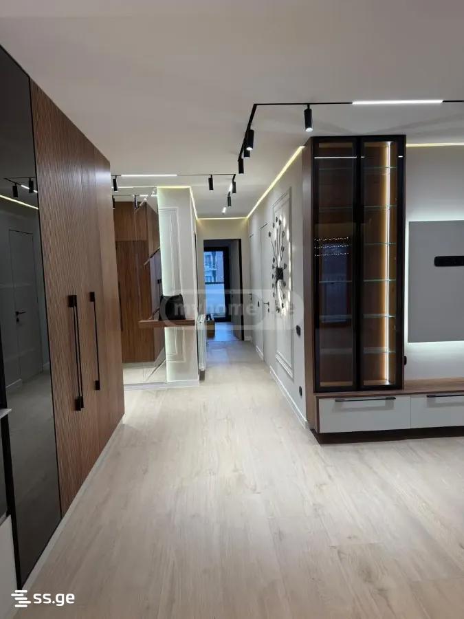 mirckhulava st. 4 - 4 rooms