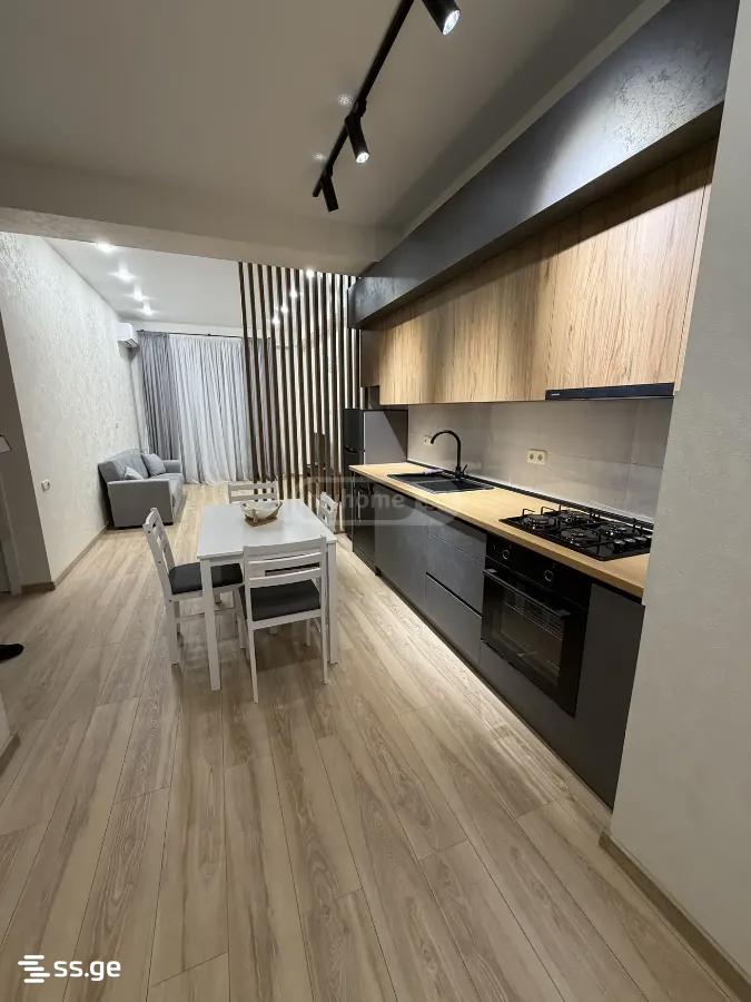 Bob walsh st. - 2 rooms