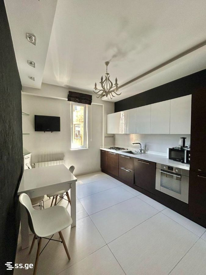 aslanidi st. 19 - 3 rooms