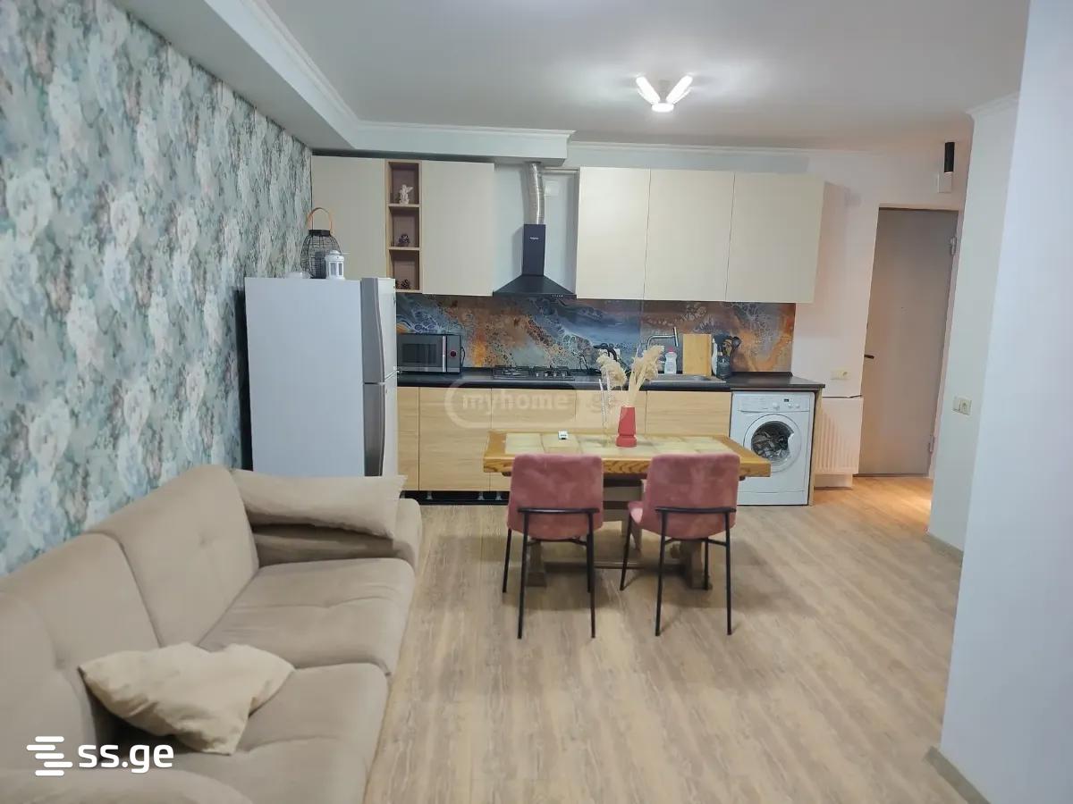 abastumani st. 8 - 2 rooms