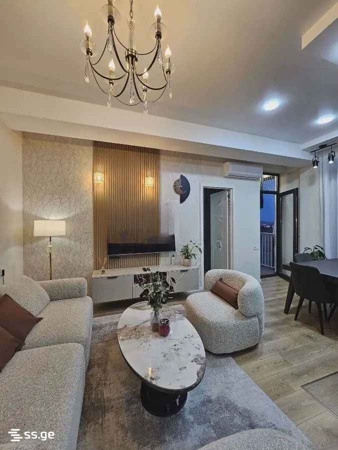 Marshal Archil Gelovani Ave. - 3 rooms