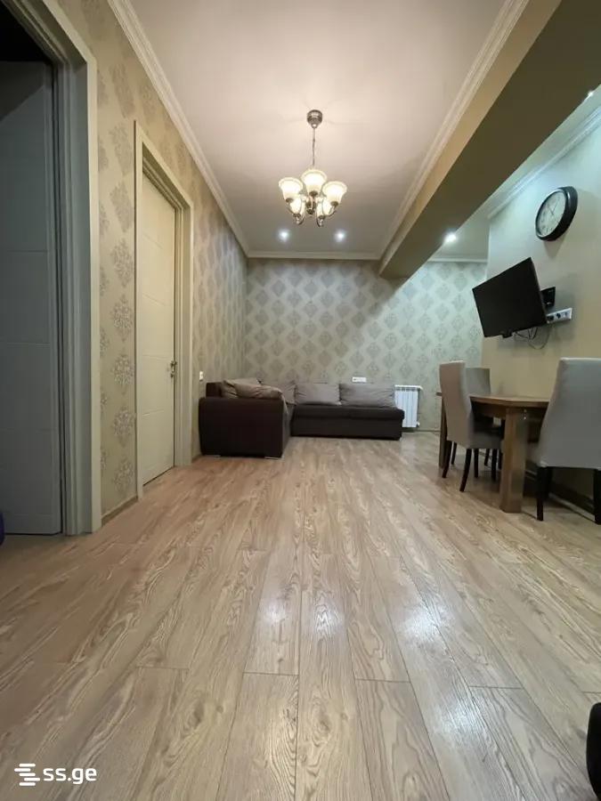 E. Amashukeli st. - 3 rooms