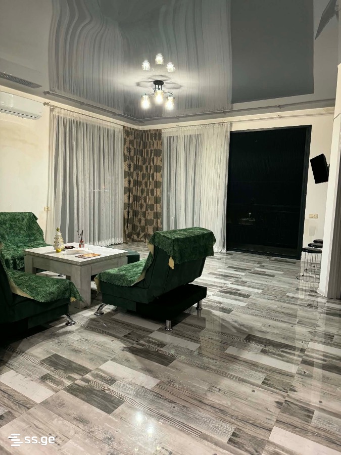 24 - 3 rooms