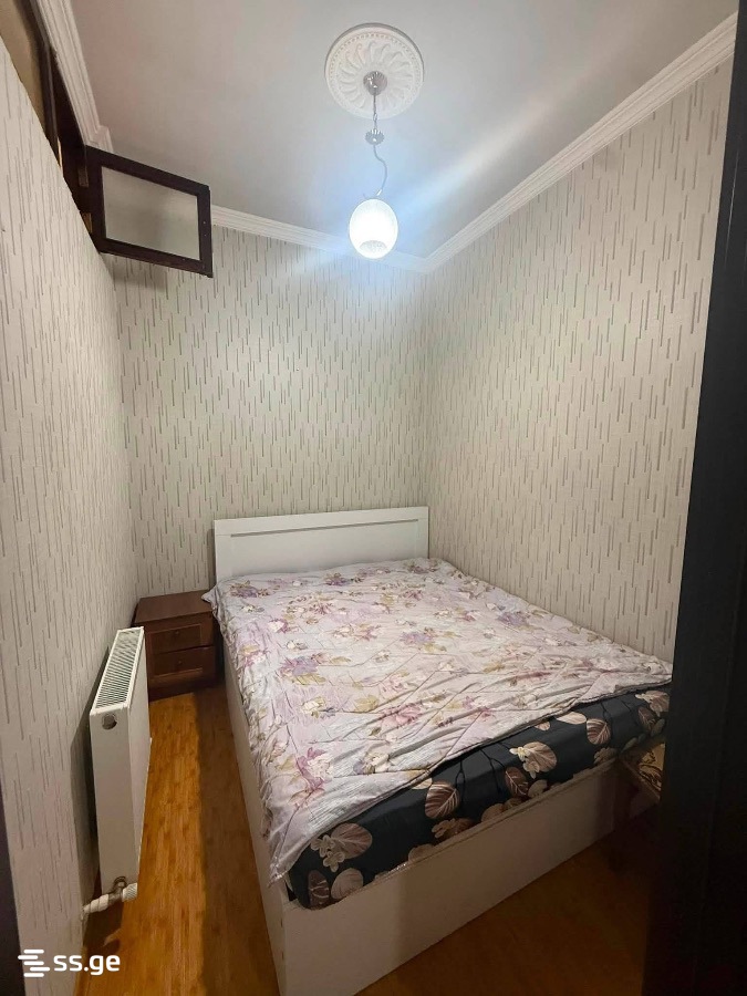 Sh. Inasaridze St. 11 - 4 rooms