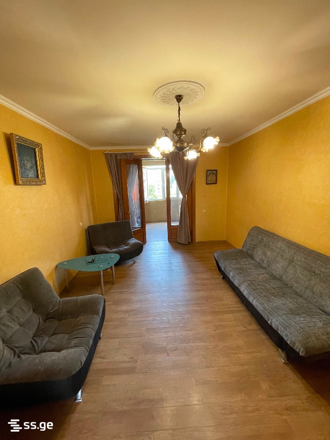 khvichia st. 6 - 2 rooms