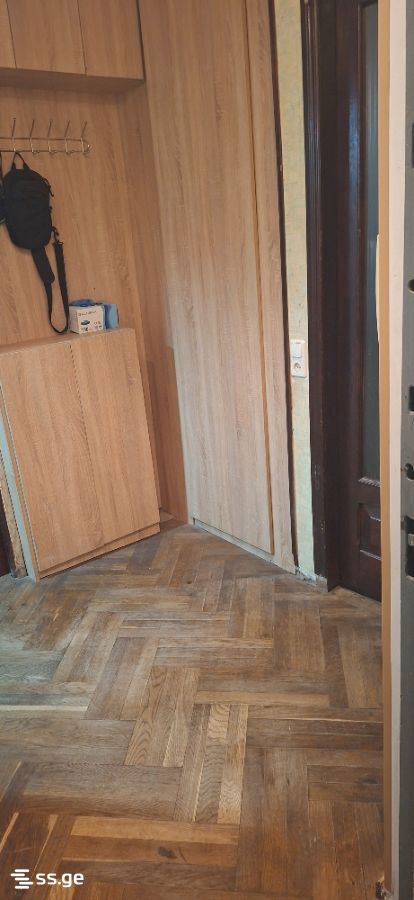 bakhtrioni st. 22 - 2 rooms