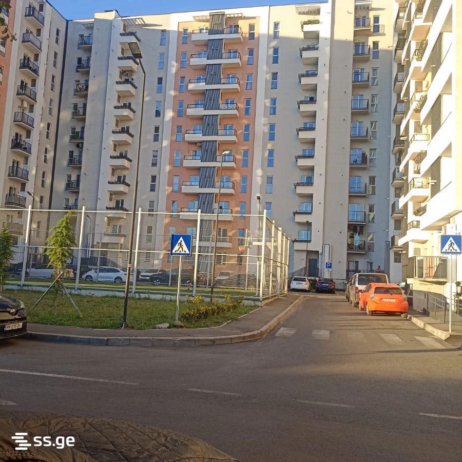 chkondideli st. 34 - 2 rooms