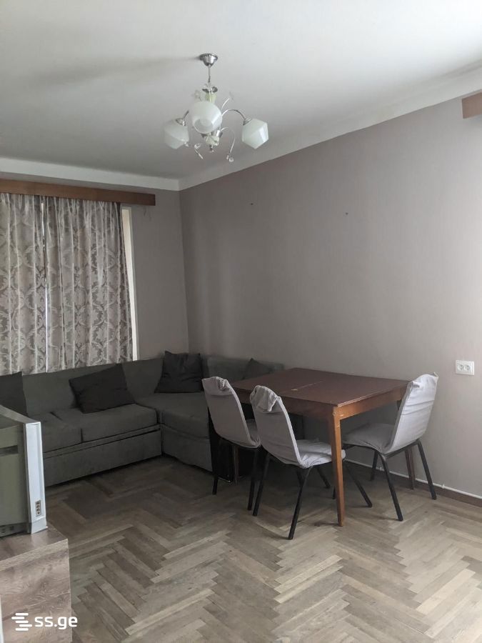 5 - 2 rooms